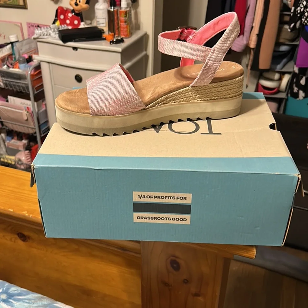 Diana Wedge Sandal - Picture 7 of 7